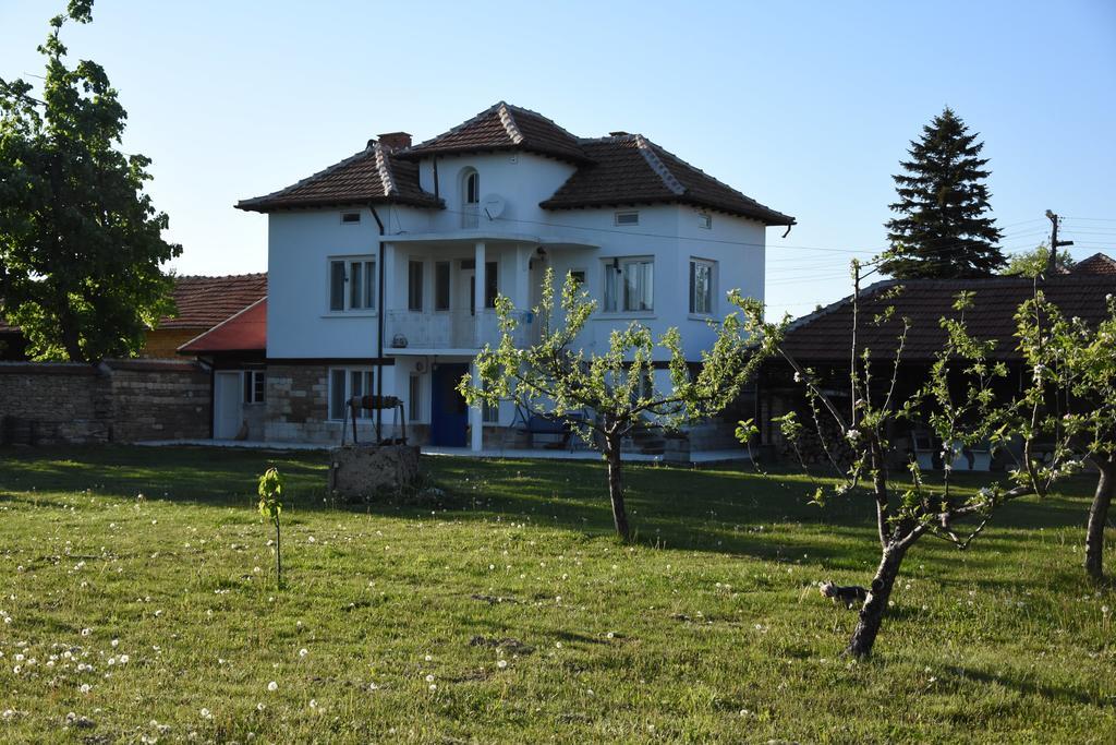 Guest House Ongal Krushuna Exterior foto
